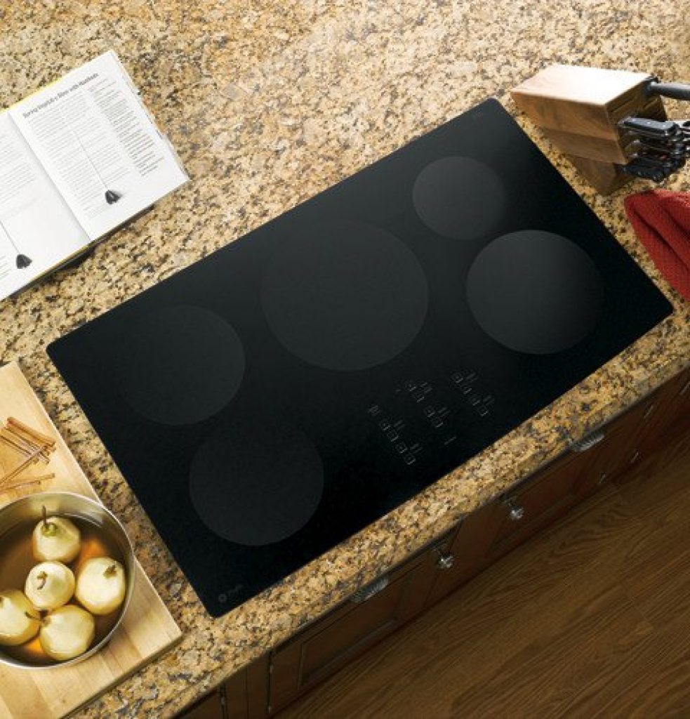 GE PHP960DMBB Built-in Induction Cooktop
