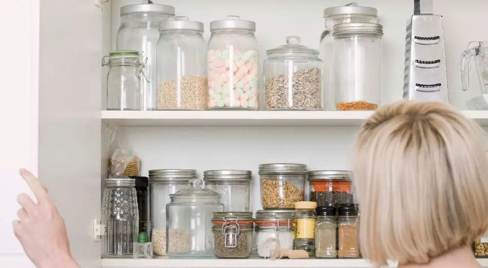what are the ways of storing food at home